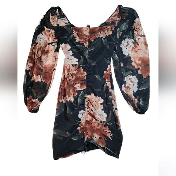 Windsor (NWT)- Will You Accept This Rose Dress - Picture 6 of 8